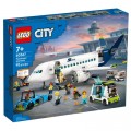 Конструктор LEGO City Пассажирский самолет 913 деталей (60367)